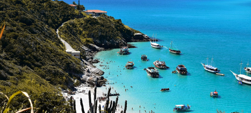 Arraial do Cabo with boat ride and lunch from Rio de Janeiro
