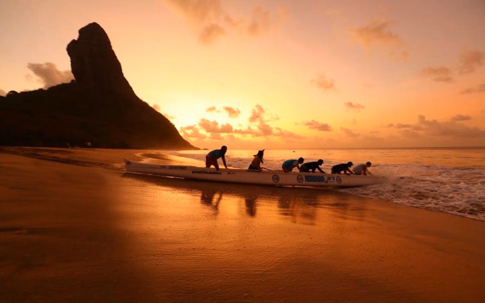 Hawaiian Sunrise Canoe & Swim at the Beaches of Noronha