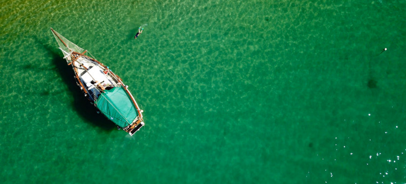 Angra dos Reis by Beaches and Natural Aquariums