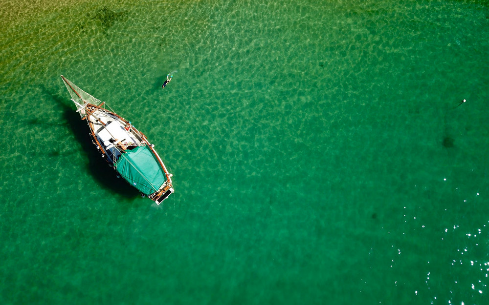 Angra dos Reis by Beaches and Natural Aquariums
