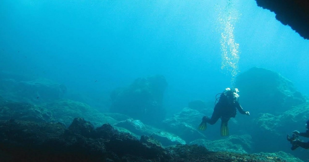 Adventure Dives for certified divers in Nea Makri, Athens