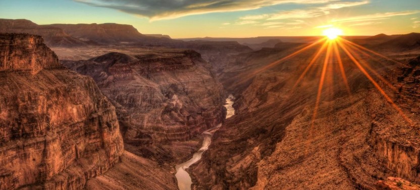 Grand Kingdom, Grand Canyon Helicopter & Sunset Hummer Tour
