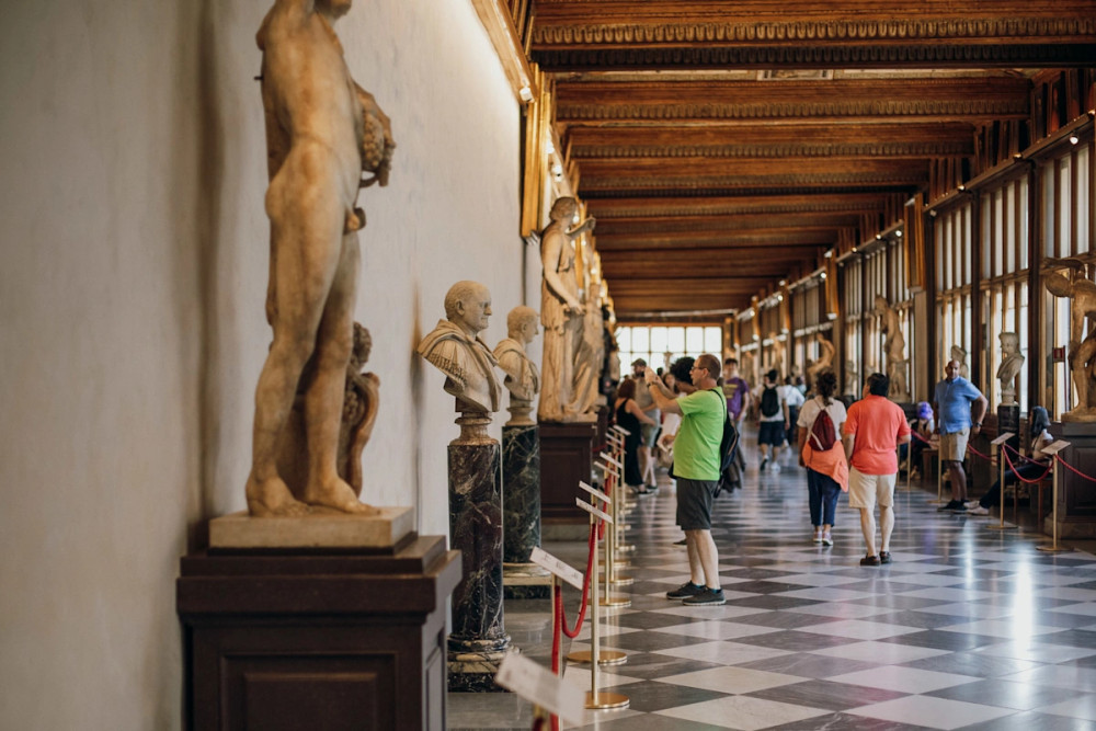 Skip-the-Line Uffizi Gallery Highlights Tour with Guide