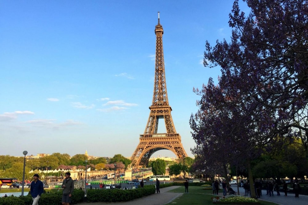 Eiffel Tower Tour with Reserved Entrance to 2nd floor Observation ...