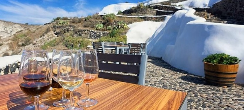 Wine Tour: Visit 3 Wineries of Santorini