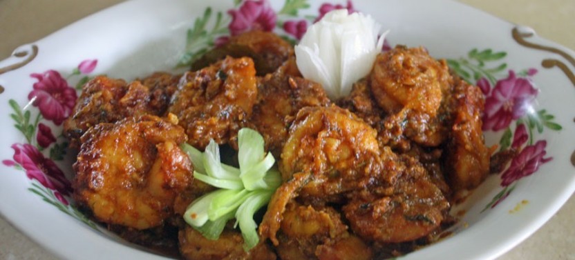 Market Tour & Parsi Home Cooking Class in Mumbai