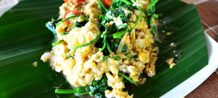 Northern Thai Cooking Class with Market Tour in Chiang Mai
