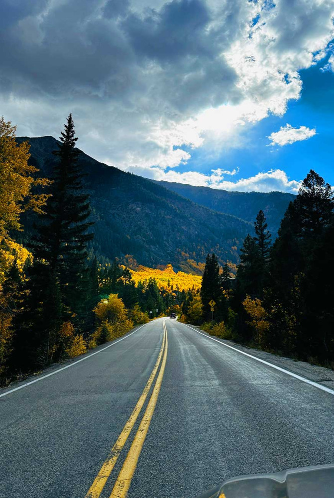 Small Group Tour: Rocky Mountain Escape