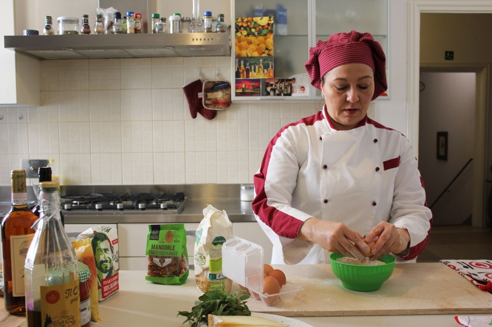 Private Handmade Tuscan Pasta Making Class with an Expert