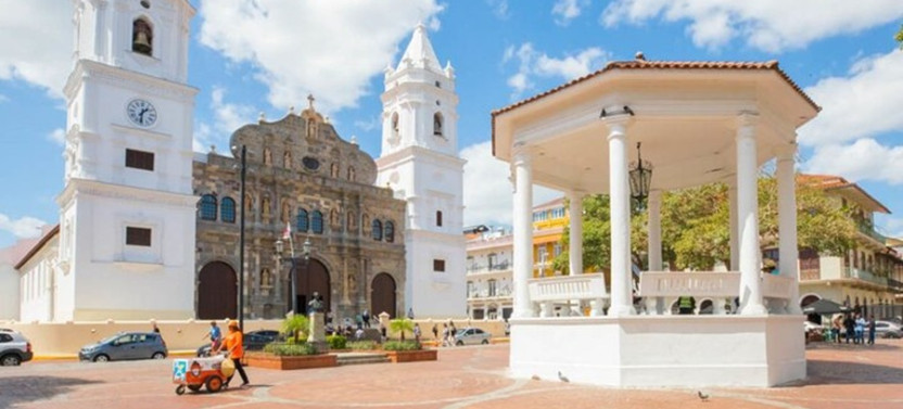 Walking Tour Through the Hidden Gems of Casco Viejo Private tour