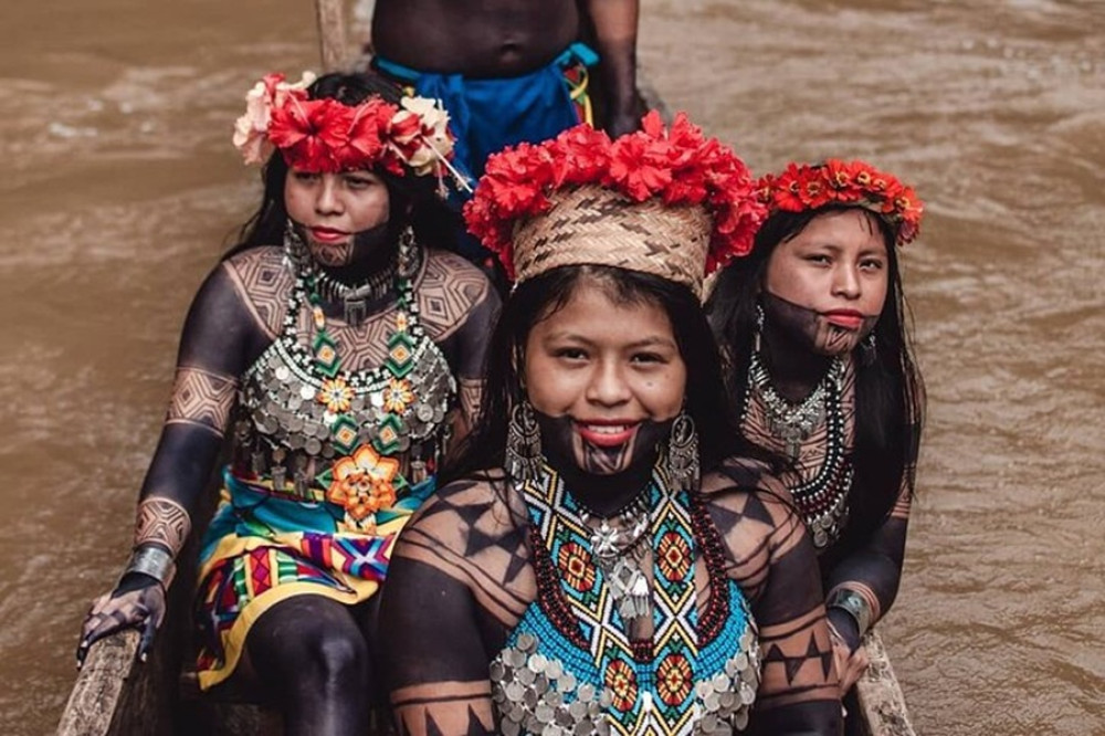 Embera Village and Waterfalls experience in the gatun Lake Private Tour