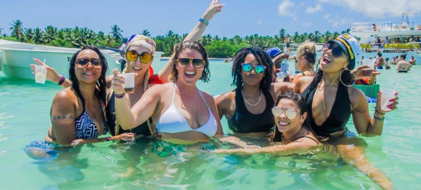 Private Hennessy Cruise Adult Only Hip-hop Boat Party