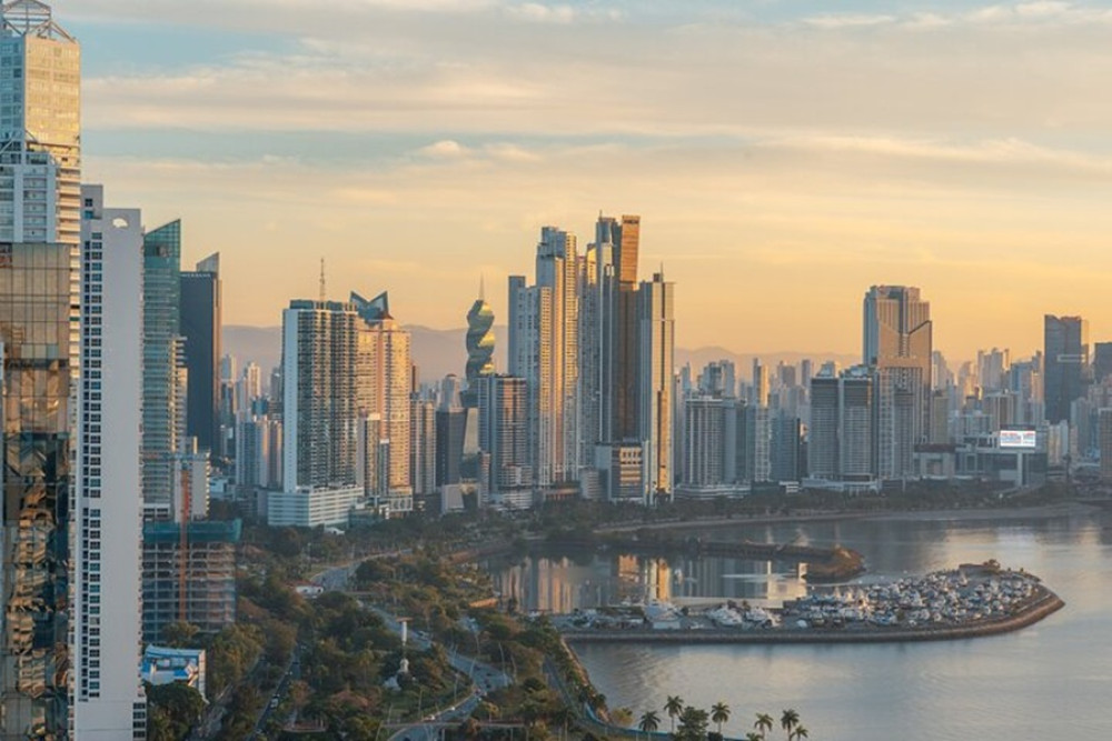 Discovering the Highlights of Panama City in One Day City Private Tour