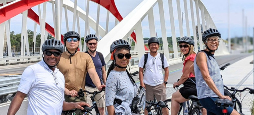 Heart Of Downtown City Bicycle Tour