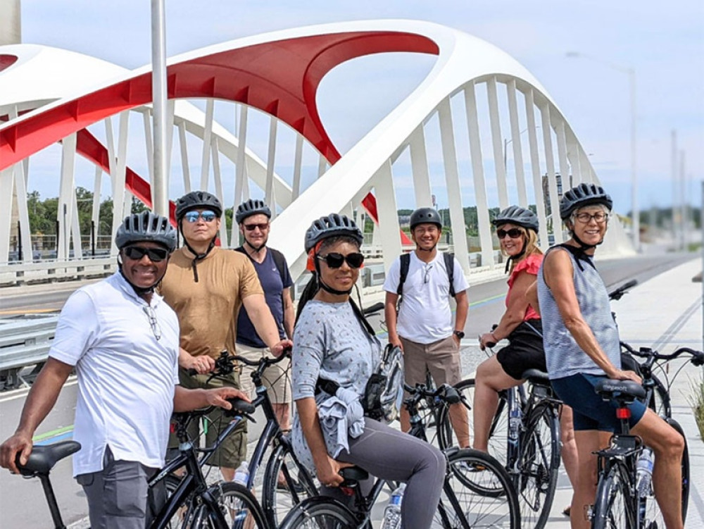 Heart Of Downtown City Bicycle Tour