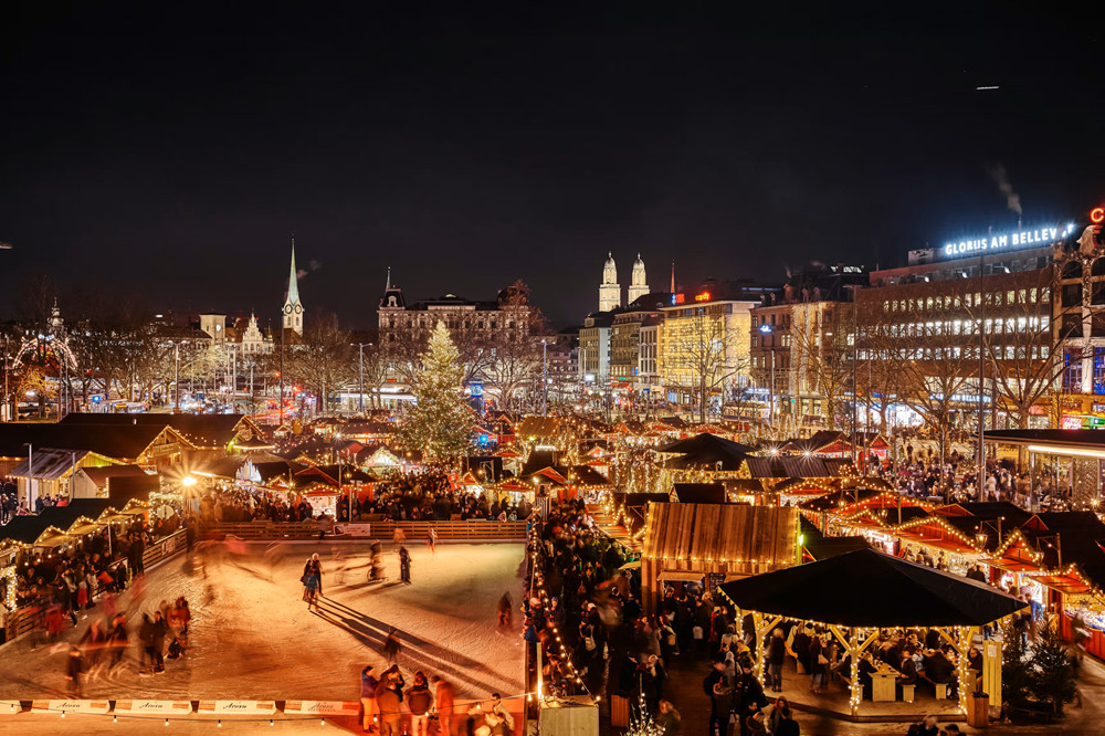 Private Christmas Markets Tour in Zurich and Lucerne