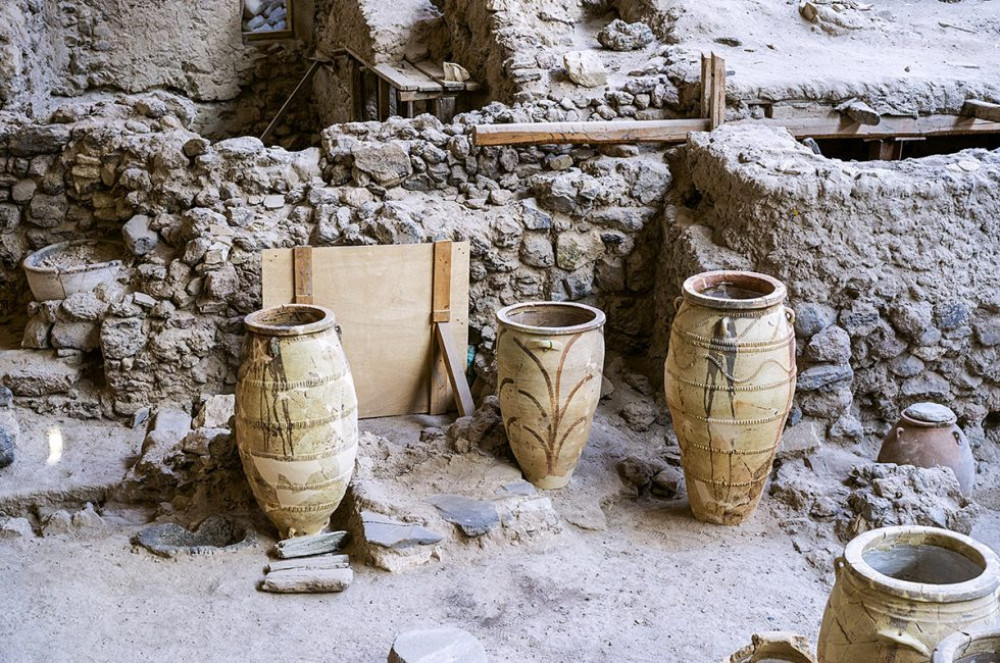 Private Wine Tour in Santorini with Volcanic Wine Tasting