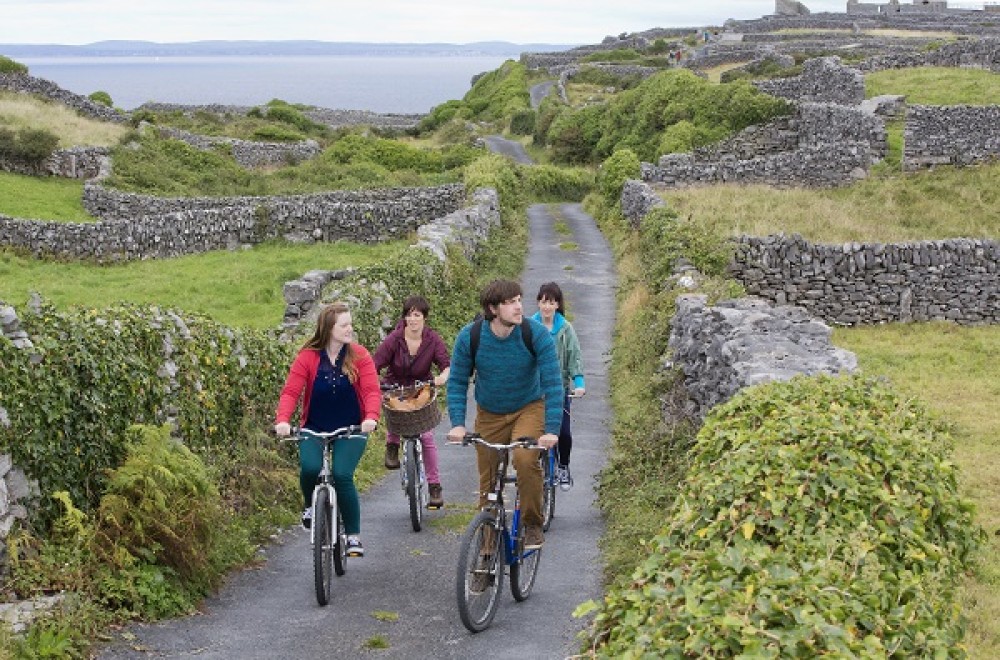 small group travel to ireland