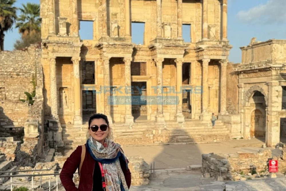 Half-Day Private Ephesus Tour with Terrace Houses and Skip-the-Line Option