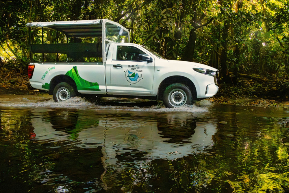 Shared 4X4 Safari Tour Of Moorea