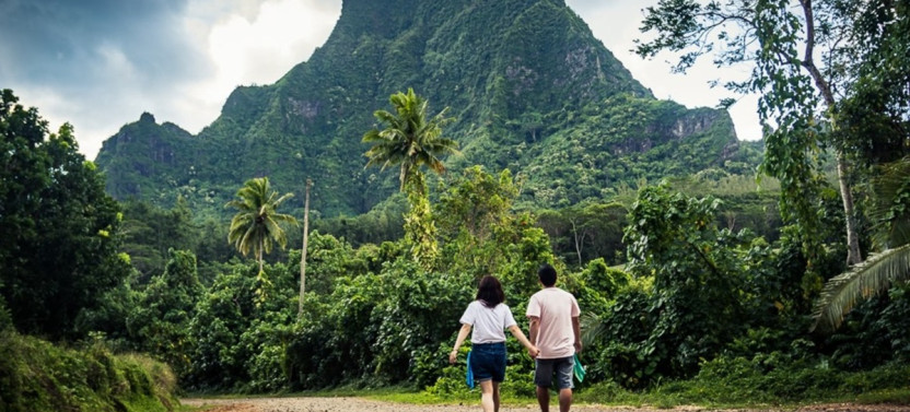 Private Full-Day Hiking Adventure in Moorea’s Opunohu Valley