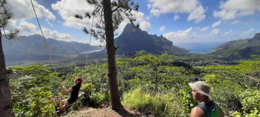 Shared Half-Day Hiking Adventure in Moorea’s Opunohu Valley