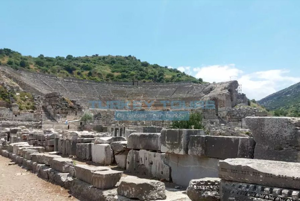 2-Day Ephesus & Pamukkale Tour with Flights from Istanbul