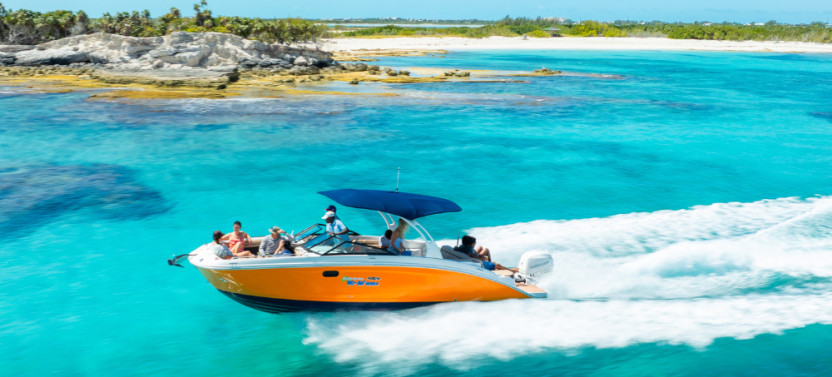 Private Customizable Full Day Sea Ray Boat Charter with Lunch