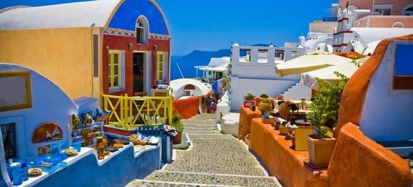 Customize Your Perfect Day in Santorini with Private Driver-Guide