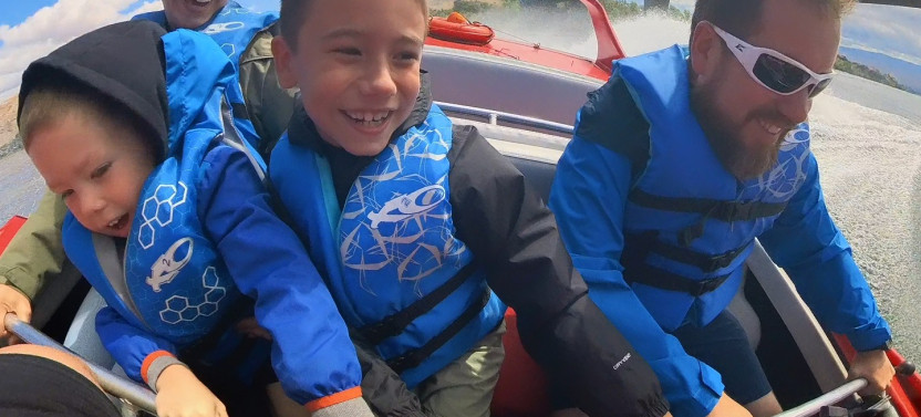15 Mile Jet Boat Ride & Media Package Combo~30-50+min