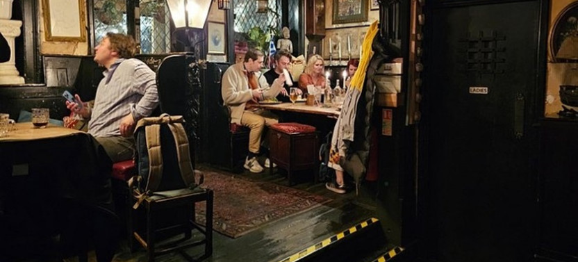 Private Pilgrims and Pirates Historical Pub Tour