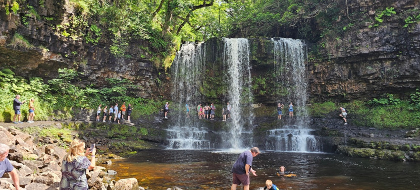 Private Guided Brecon Beacons: 4 Waterfalls in a Day Hike from Cardiff