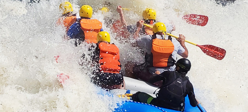 1 Day Ottawa River White Water Rafting Heart-Pounding Experience!