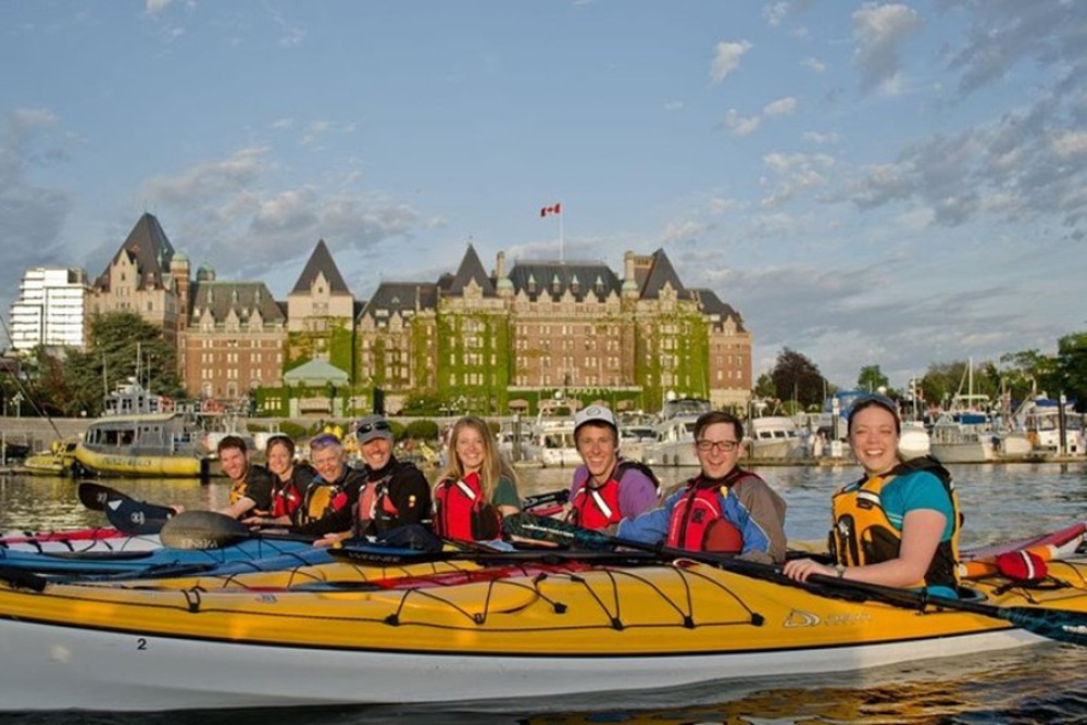 Victoria Harbour Kayak Tour
