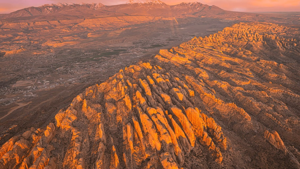 Sunset Airplane Tour Over Canyon Country & Dead Horse Point