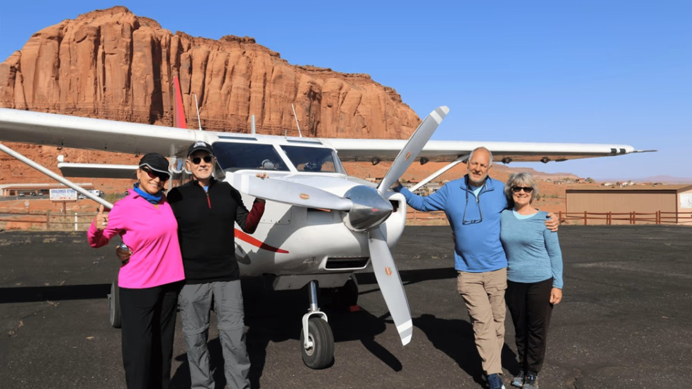 Scenic Flight Tour Over Monument Valley & Canyonlands from Moab
