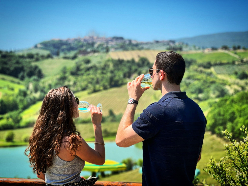 Tuscany Vespa Tour from Florence with Wine Tasting