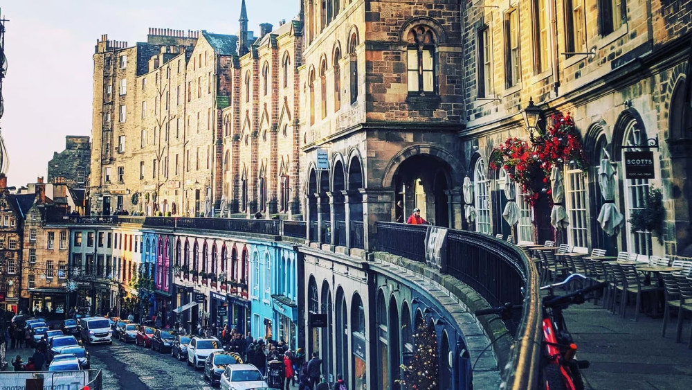 Private Edinburgh Old Town Walking Tour with Edinburgh Castle