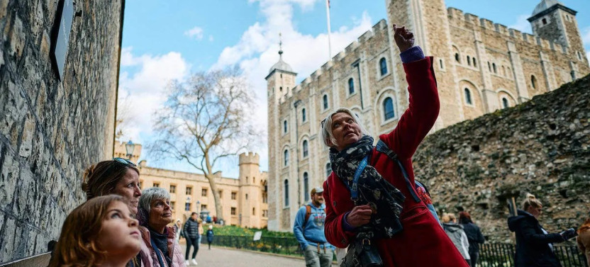 Private Westminster Abbey to Tower of London Walking Tour