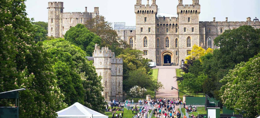 Guided Windsor Castle Tour With Royal Residence and Gardens