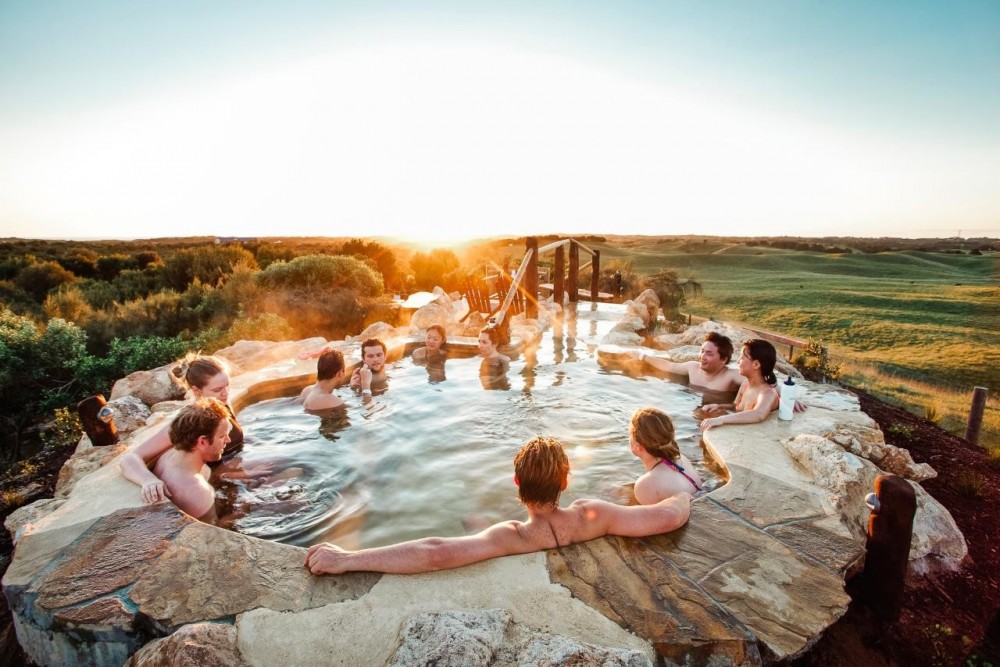 Mornington Peninsula & Hot Springs Tour - Small Tour 8 person max