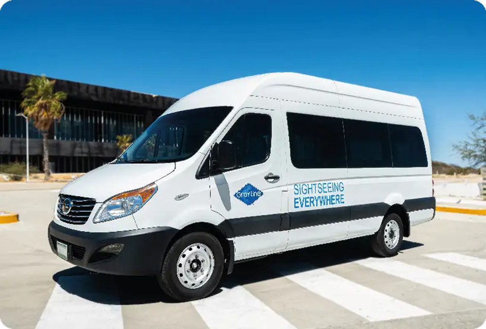 Roundtrip Shared Airport Shuttle Transfer to Hotels in Los Cabos