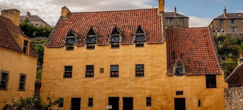 Outlander Adventure Small Group Day Tour from Glasgow