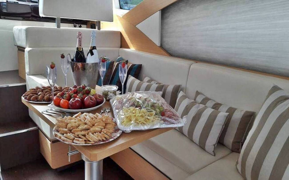 Private Luxury Speedboat Tour