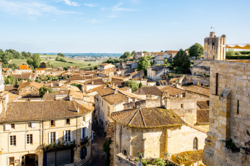 Half-day Saint-Émilion & Pomerol Winery Tour with Wine & Macaron Tastings