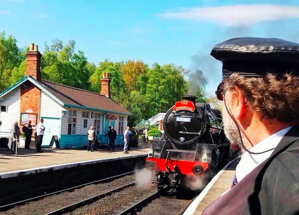 Small Group North York Moors, Whitby & Yorkshire Steam Railway