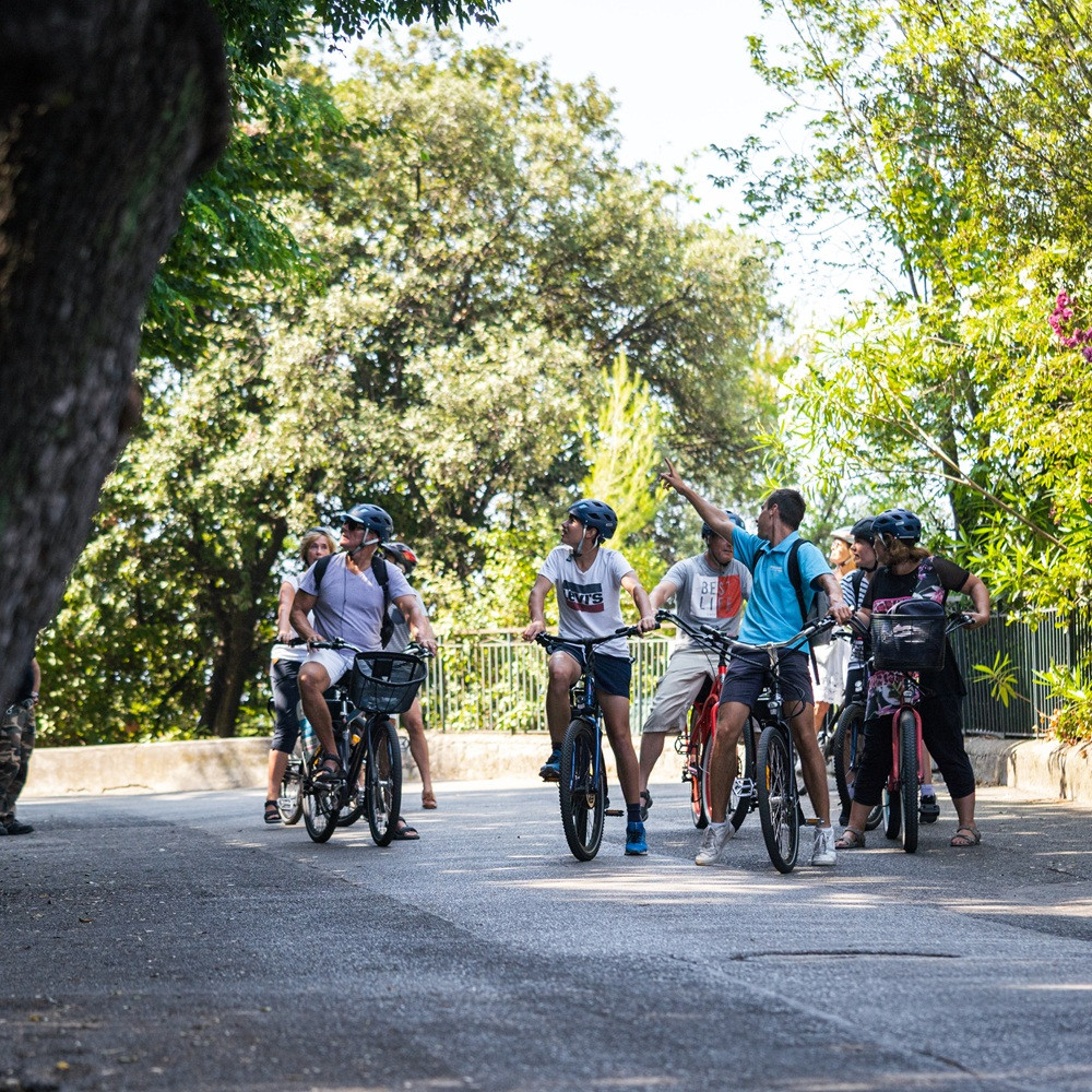 Nice E-Bike City Tour with Castle Hill Panoramic Views