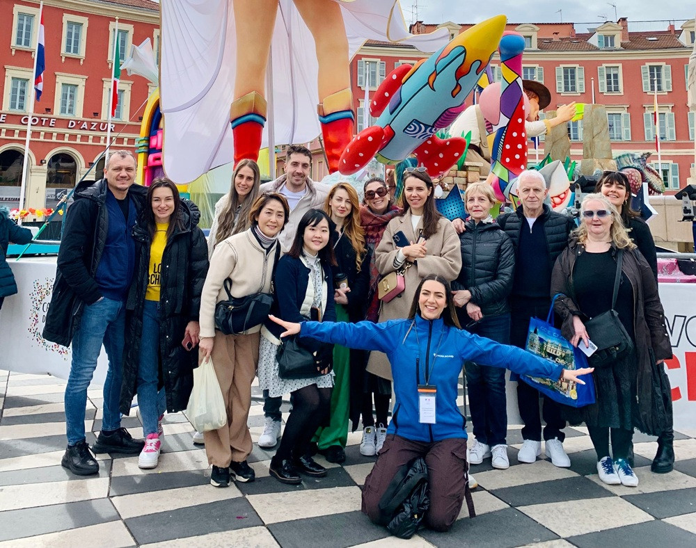 Historic Old Town Nice Walking Tour with Markets & Local Tastings