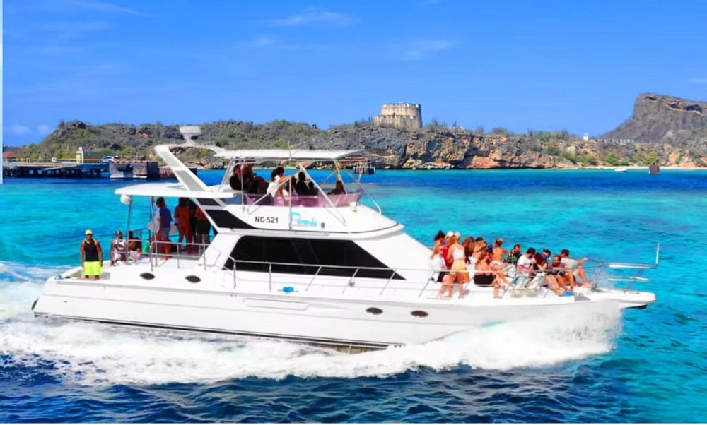 Half Day Private Yacht Cruise & Snorkel With 