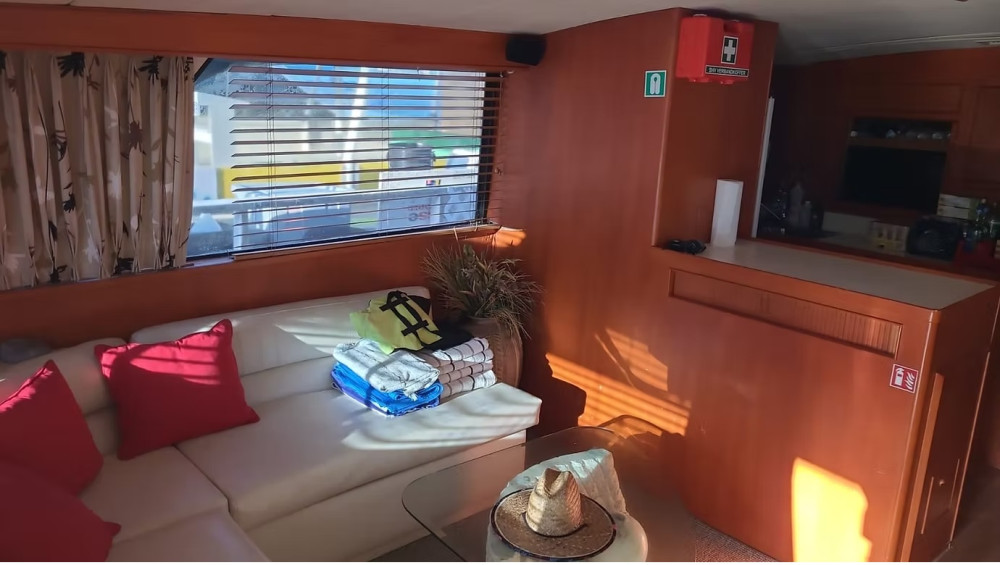 Half Day Private Yacht Cruise With Harmony